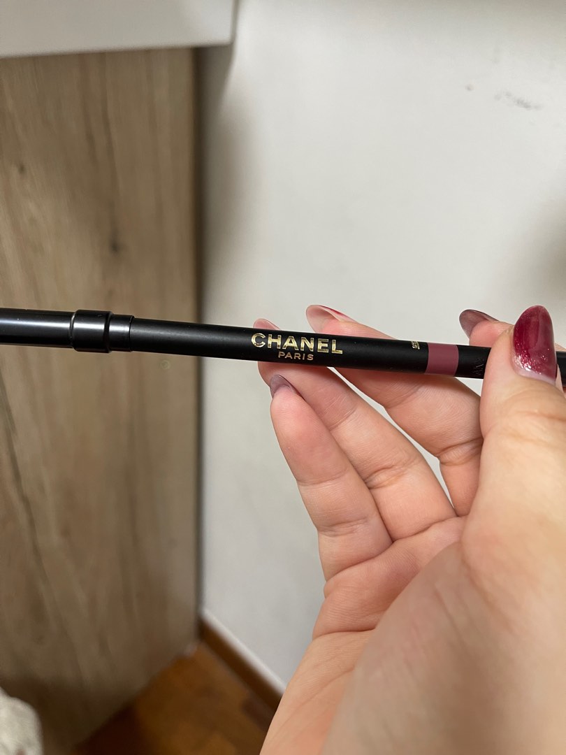 Chanel Le Crayon Levres Lip Pencil shade 32, Beauty & Personal Care, Face,  Makeup on Carousell