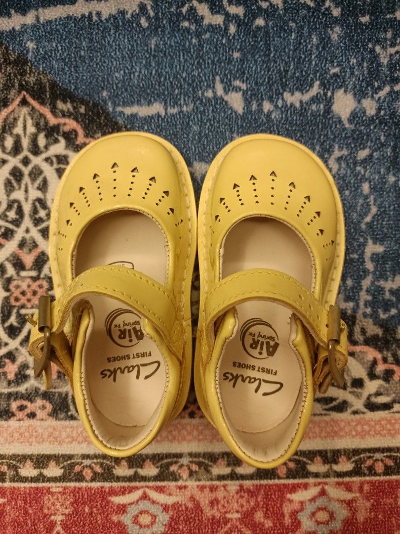 Clarks baby shoes Babies Kids Babies Kids Fashion on Carousell