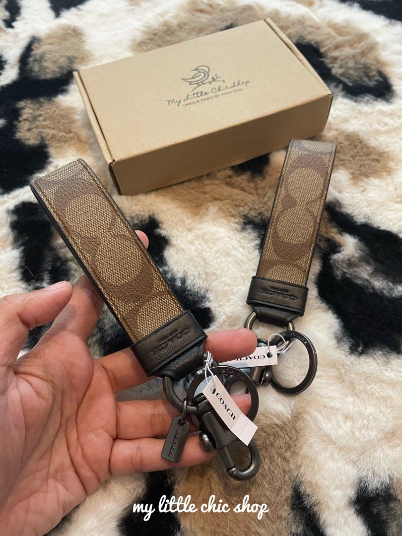 coach large loop key fob in tan, Men's Fashion, Watches & Accessories,  Accessory Holder, Box & Organizers on Carousell