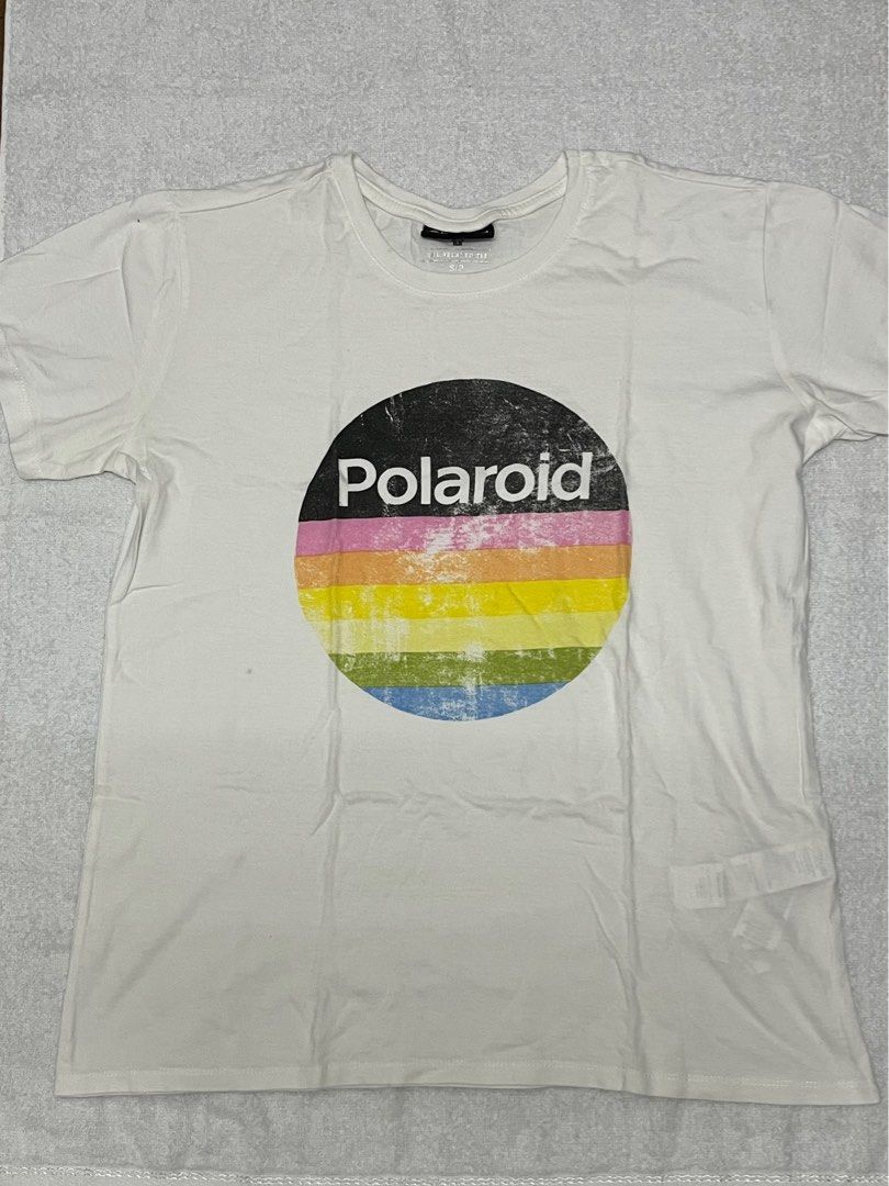Cotton On Polaroid white shirt (Category: Shirts) located in Quezon City. Submitted by gsassy (Listing ID 1208833839, Image 1). Description: No flaws :).