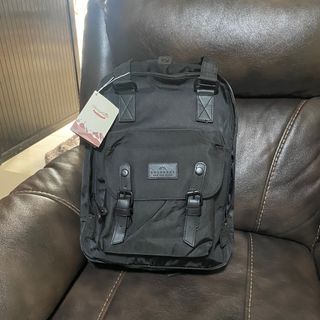 Doughnut backpack all black