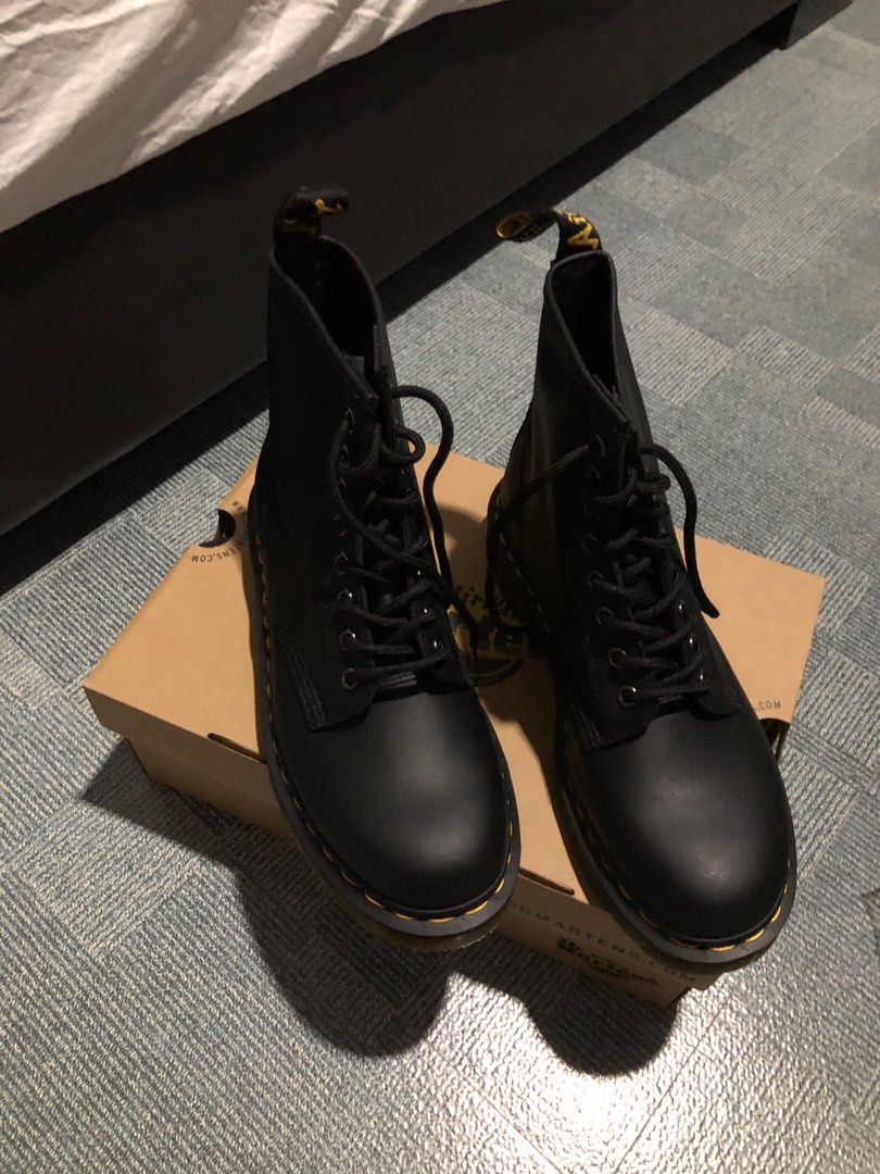 Dr martens deals 1460 softy