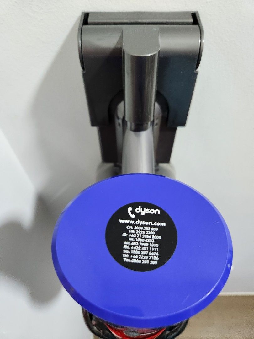 Dyson Vacuum Cleaner V7, TV & Home Appliances, Vacuum Cleaner