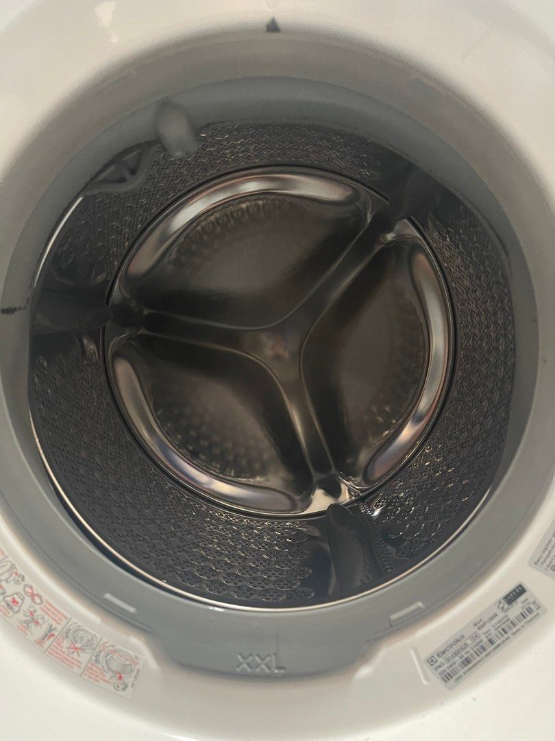 Electrolux 9Kg Front Load Washing Machine EWF12933, TV & Home