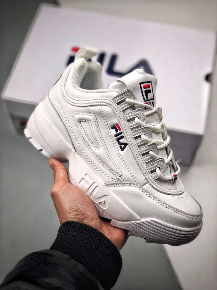 Fila Disruptor Women s Fashion Footwear Sneakers on Carousell