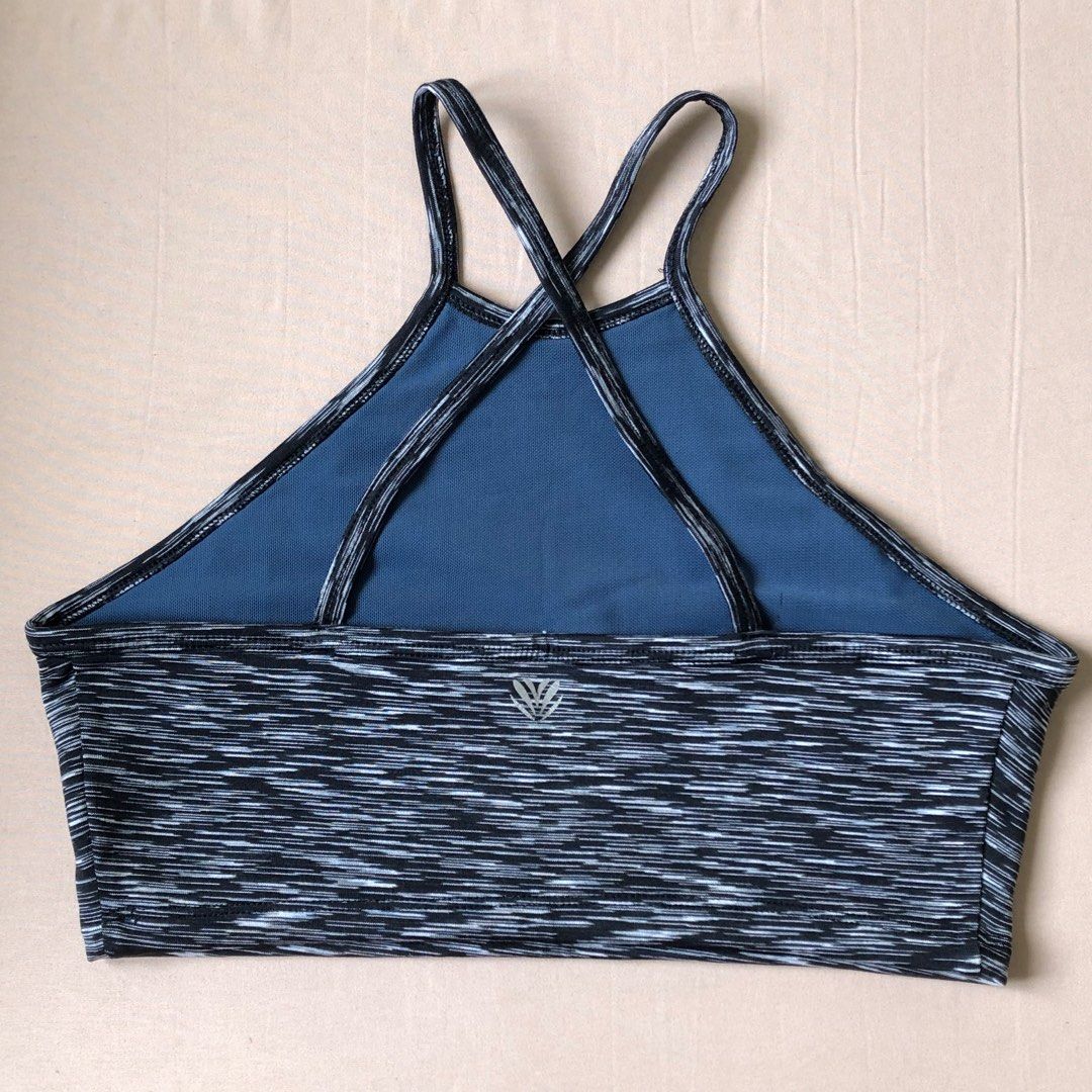 Forever 21 Activewear Top Women s Fashion Activewear on Carousell