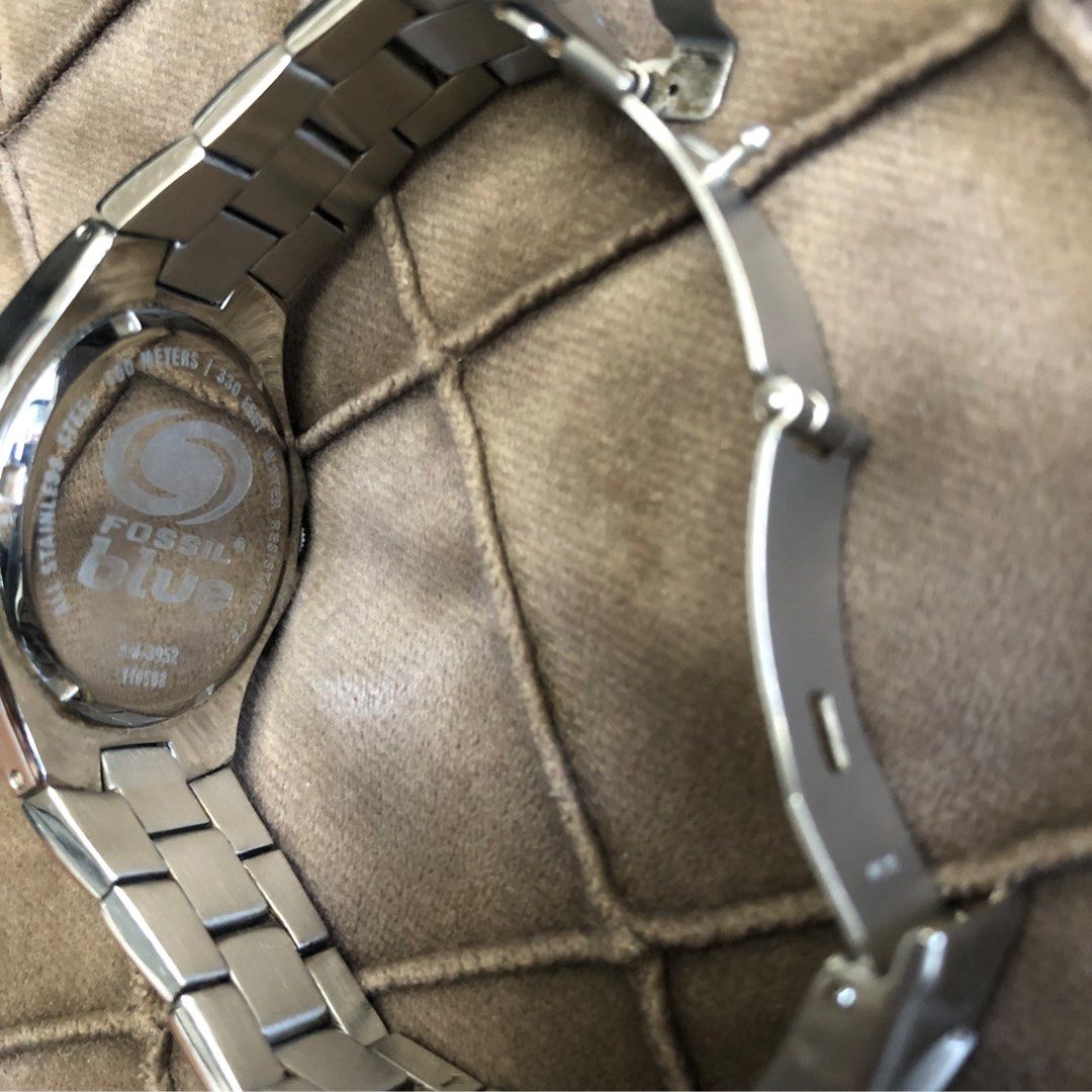FOSSIL Blue AM 3952 all stainless steel 100 meters 330 feet WATCH