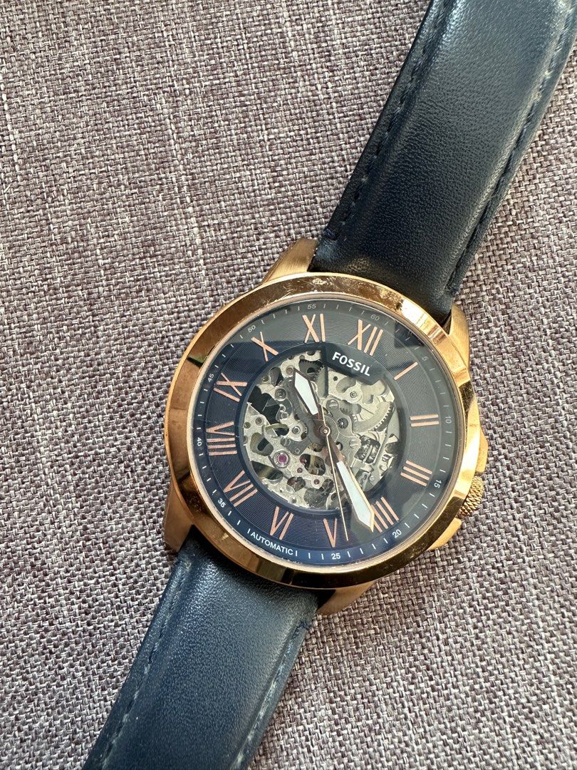 Me3102 discount fossil watch