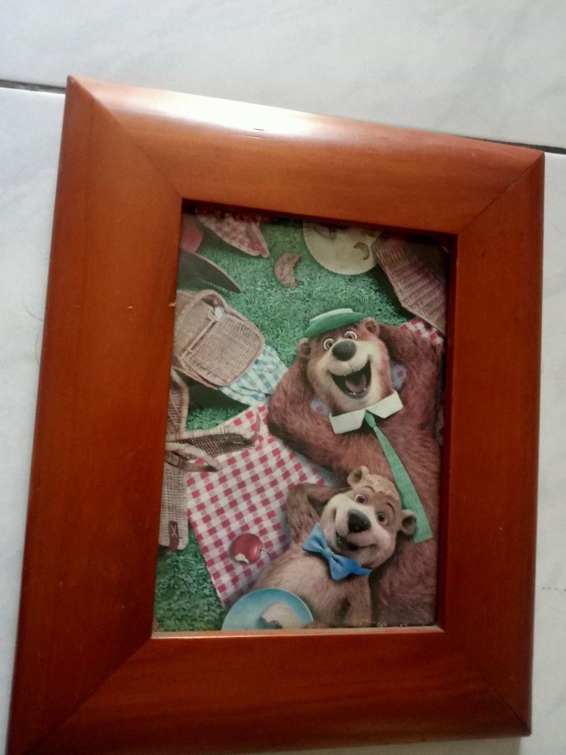 Frame foto kayu asli tebal, Perabotan Rumah di Carousell