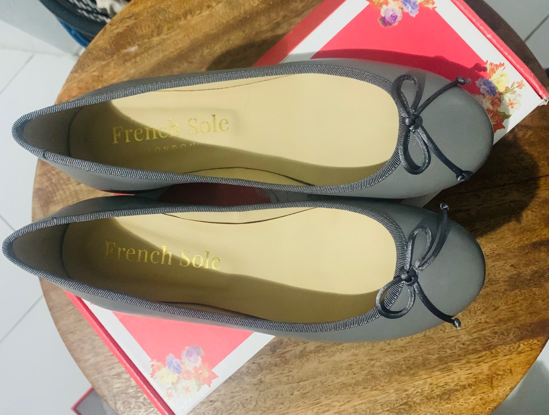 London store sole flats