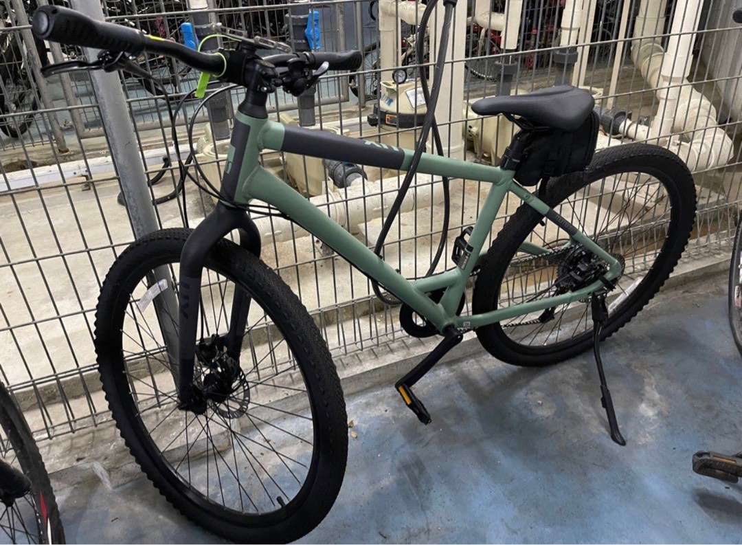 Giant hybrid bike, Sports Equipment, Bicycles & Parts, Bicycles on ...