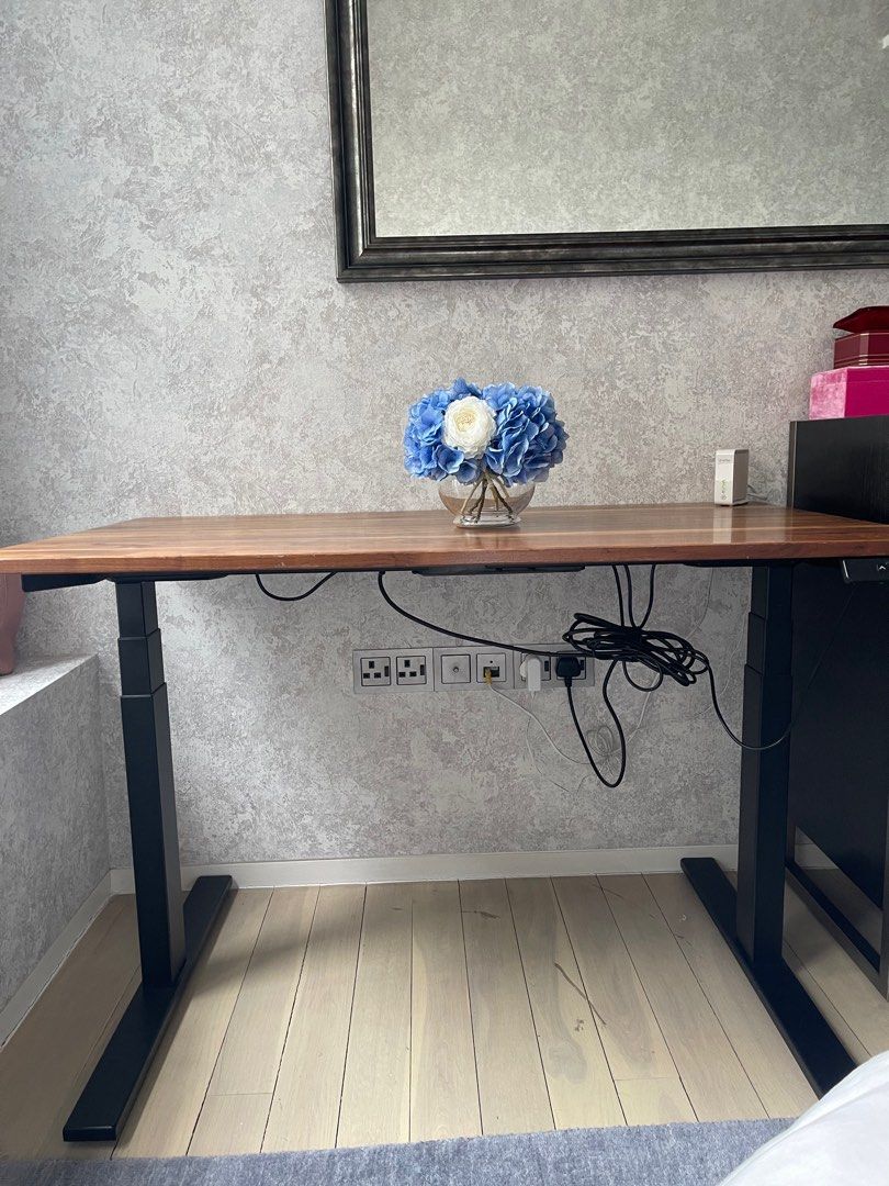Grey and deals sanders standing desk
