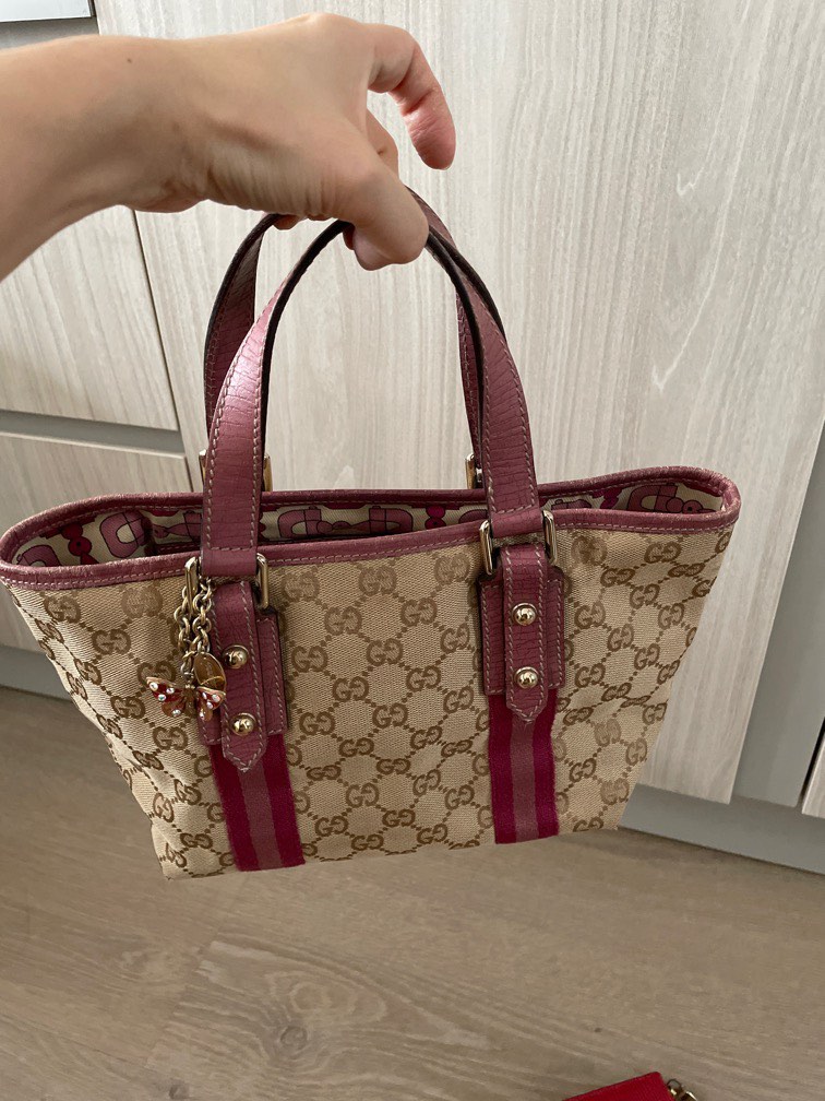 Gucci small hand carry Bag, Women's Fashion, Bags & Wallets, Tote Bags