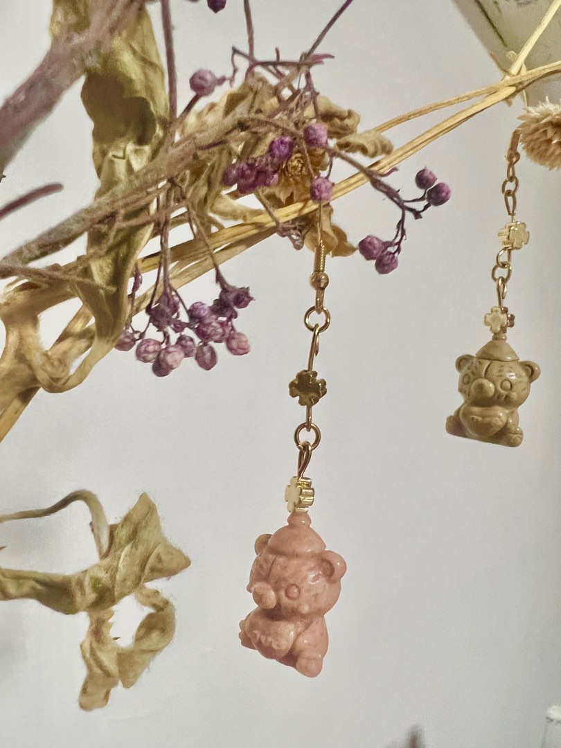 Honey bear earrings store