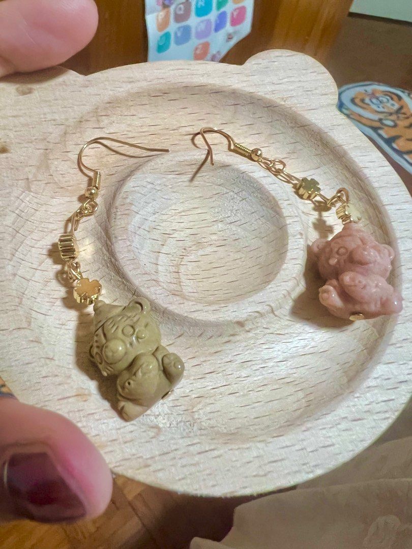 Honey bear earrings valentine edition