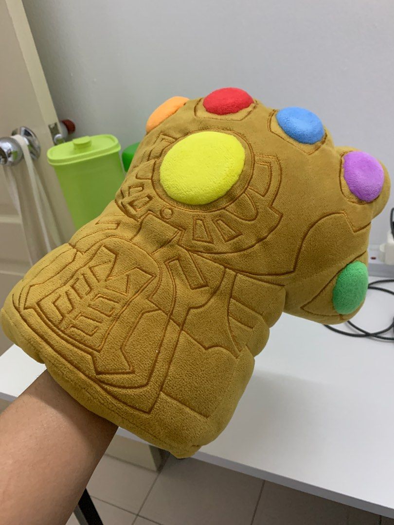 Infinity gauntlet soft toy discount