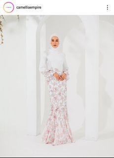 Indhi kurung M
