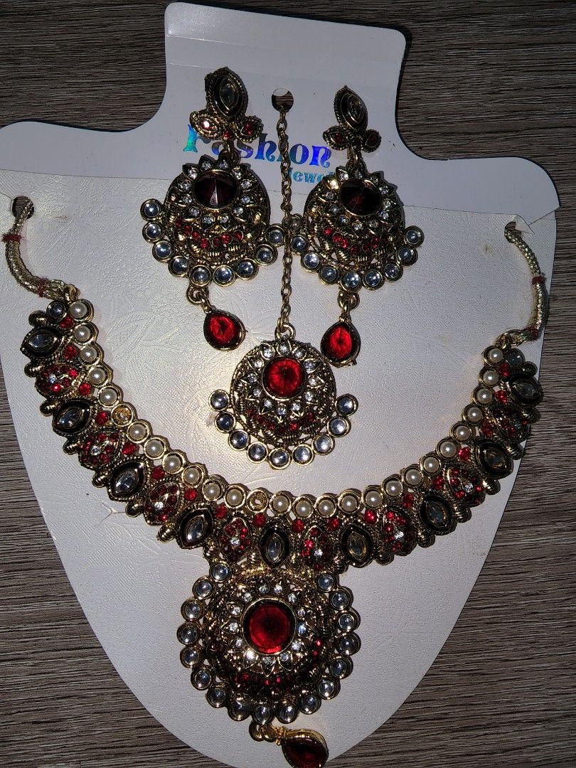 Indian costume Jewellery set, Women's Fashion, Jewelry & Organisers