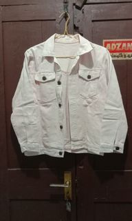 (Kategori: ) berada di . Dikirim oleh dwn.co (ID iklan 1208863206, Gambar 1). Deskripsi: .