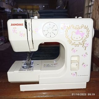 JANOME Hello Kitty Sewing Machine Beginner's Sewing Machine