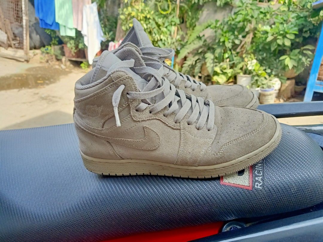Jordan 1 gray online suede