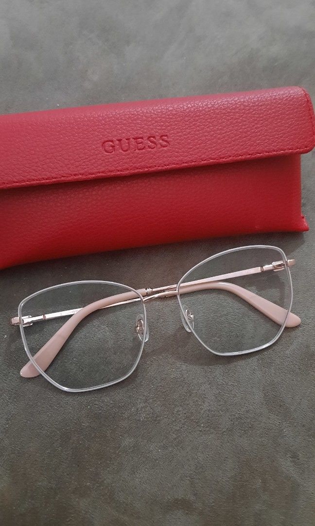 Kacamata guess original