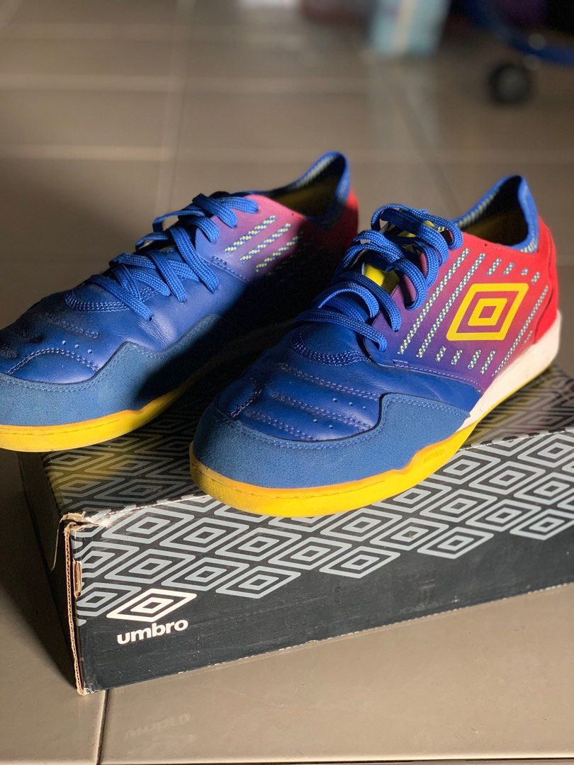 KASUT FUTSAL UMBRO CHALEIRA PRO Sports Equipment Other Sports