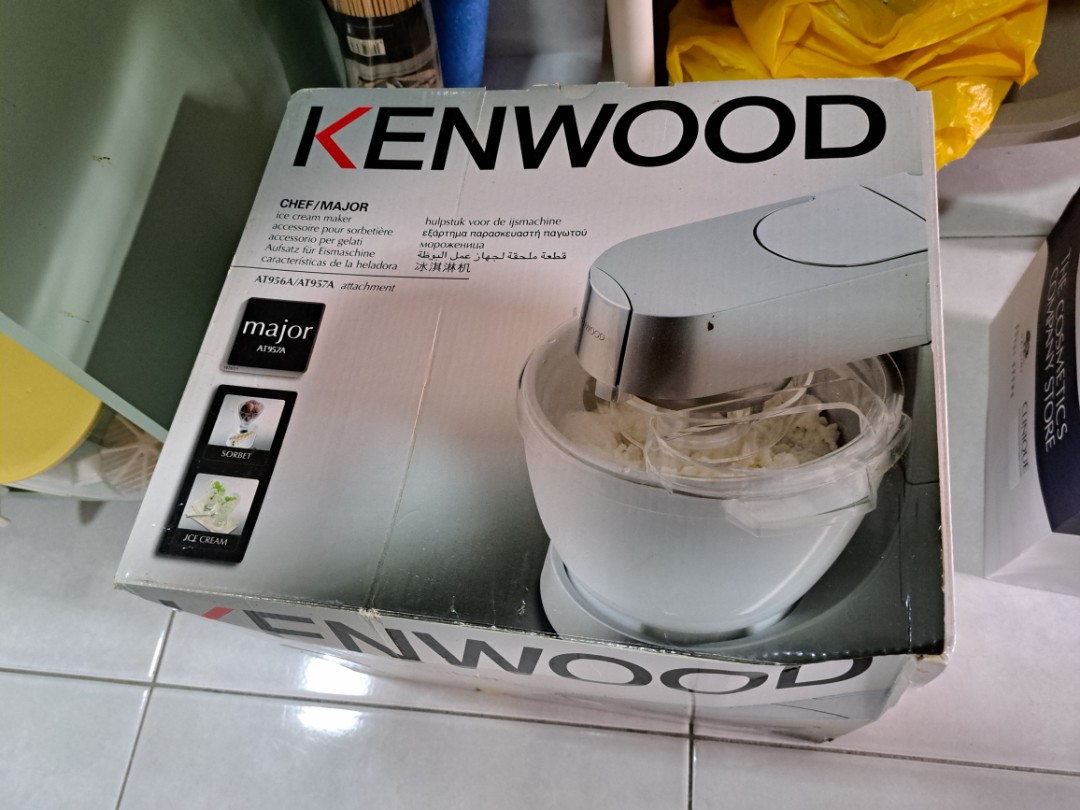 borstel Reisbureau Intrekking Kenwood Ice Cream Maker - AT956A/AT957A, TV & Home Appliances, Kitchen  Appliances, Coffee Machines & Makers on Carousell