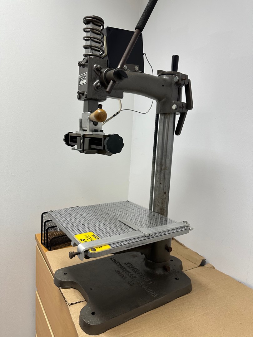 Kwikprint hot stamping machine model 86, Business Services, Printing