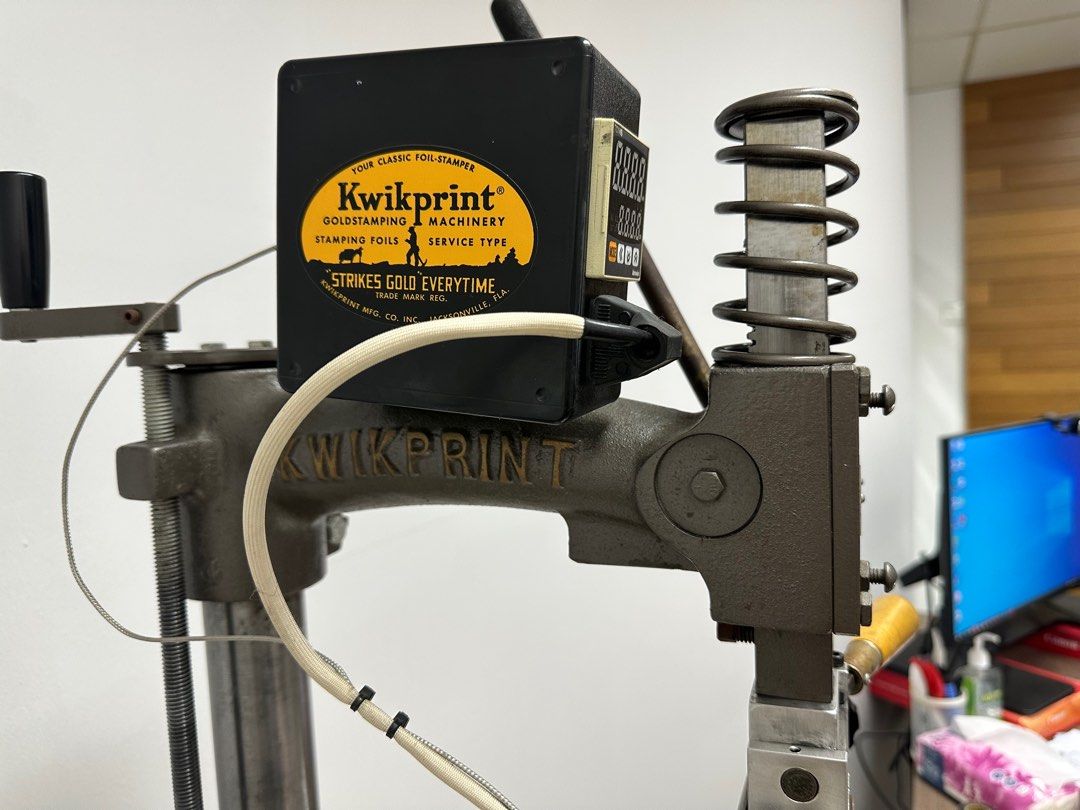 Kwikprint hot stamping machine model 86, Business Services, Printing