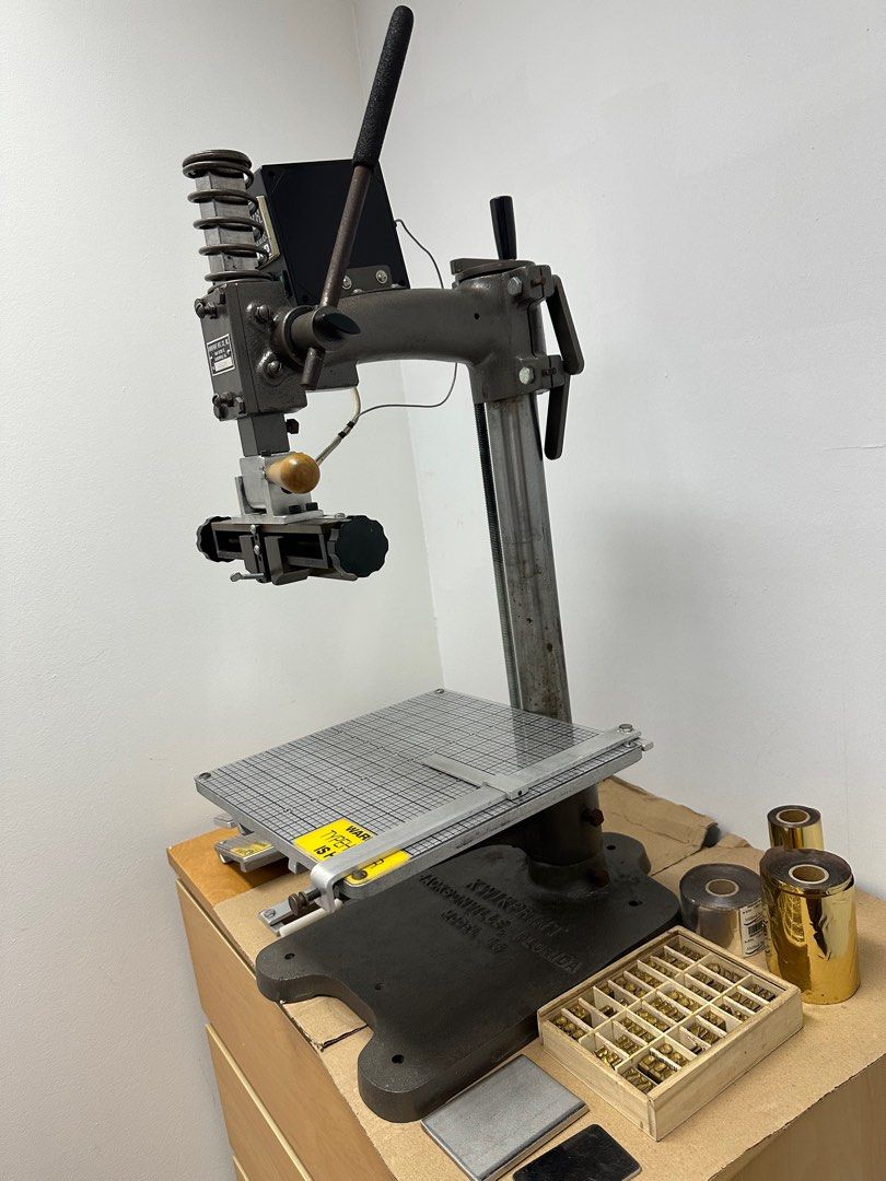 Kwikprint hot stamping machine model 86, Business Services, Printing