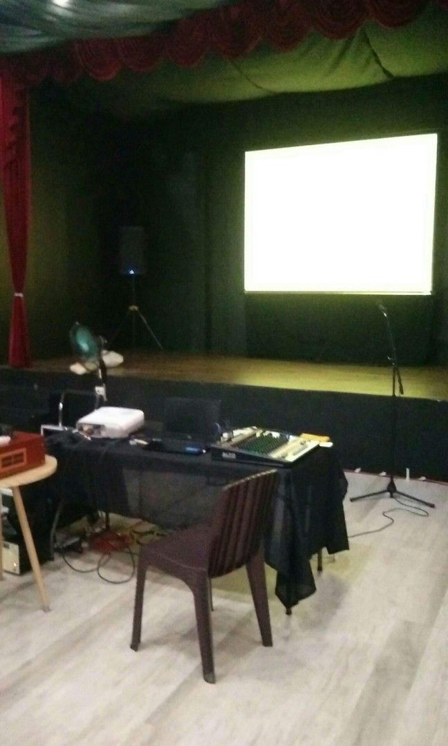 LCD Projector 4000 Ansilumens (Category: Projectors) located in Quezon City. Submitted by mf143 (Listing ID 1208681830, Image 2). Description: Location: Proj. 7,QC Viber: 09178202707 Email add: mgtechcompany@gmail.com LCD Projector 3,000 Ansilumens- 2,000/4hrs service 4,000 Ansilumens- 3,500/4hrs service Technician on standby and assistance included.