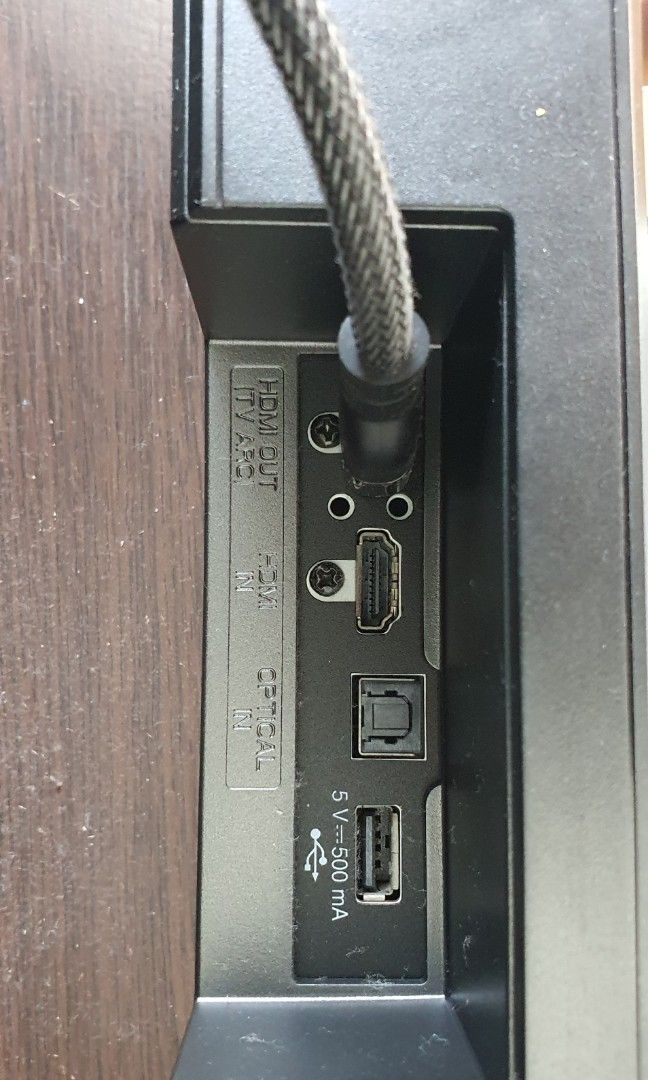 LG SL8YG 3.1.2 Channel Soundbar with rear speakers Audio