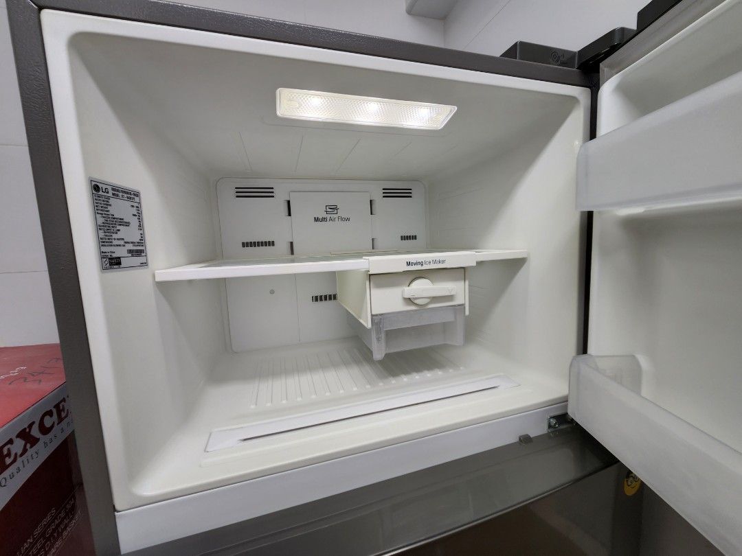 LG smart fridge, TV & Home Appliances, Kitchen Appliances