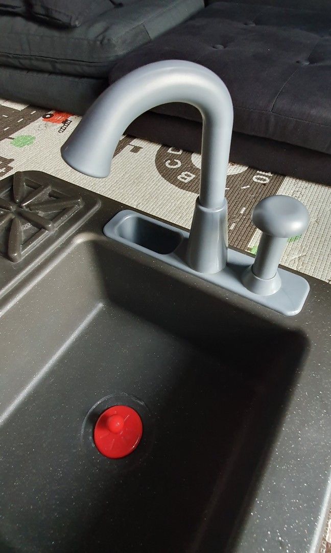 Little Tikes Sink & Stove kitchen set, Hobbies & Toys, Toys & Games on