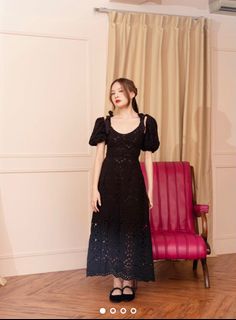 (Category: ) located in . Submitted by wardrobeforher (Listing ID 1208862684, Image 1). Description: .