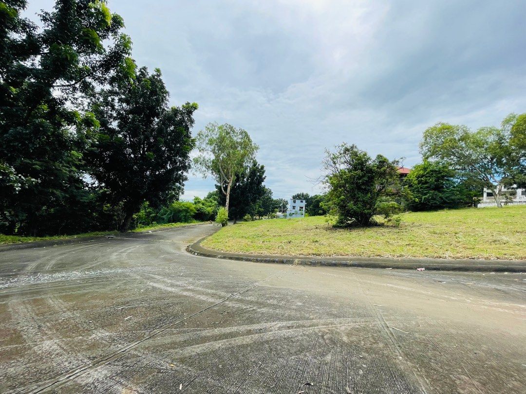 Lot for sale in Havila Highlands Pointe Taytay Rizal 262 sqm, Property