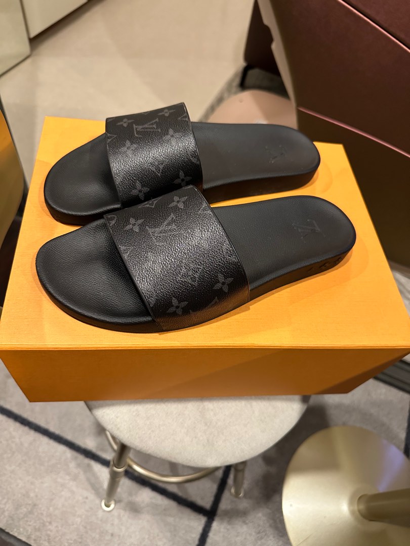 Louis Vuitton Waterfront Mule slides, Men's Fashion, Footwear, Flipflops  and Slides on Carousell