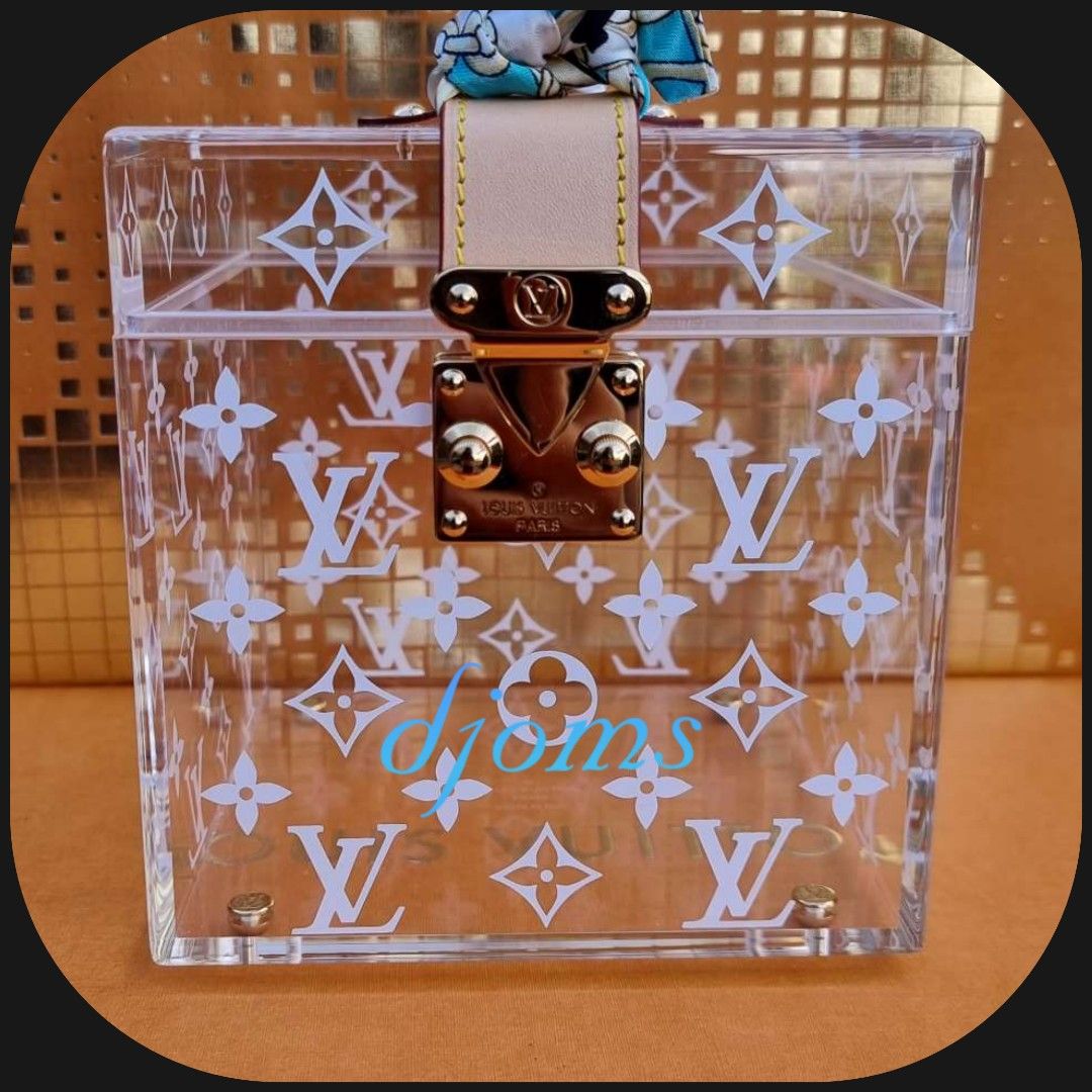 Louis Vuitton Monogram Cube Scott Box - White Decorative Accents