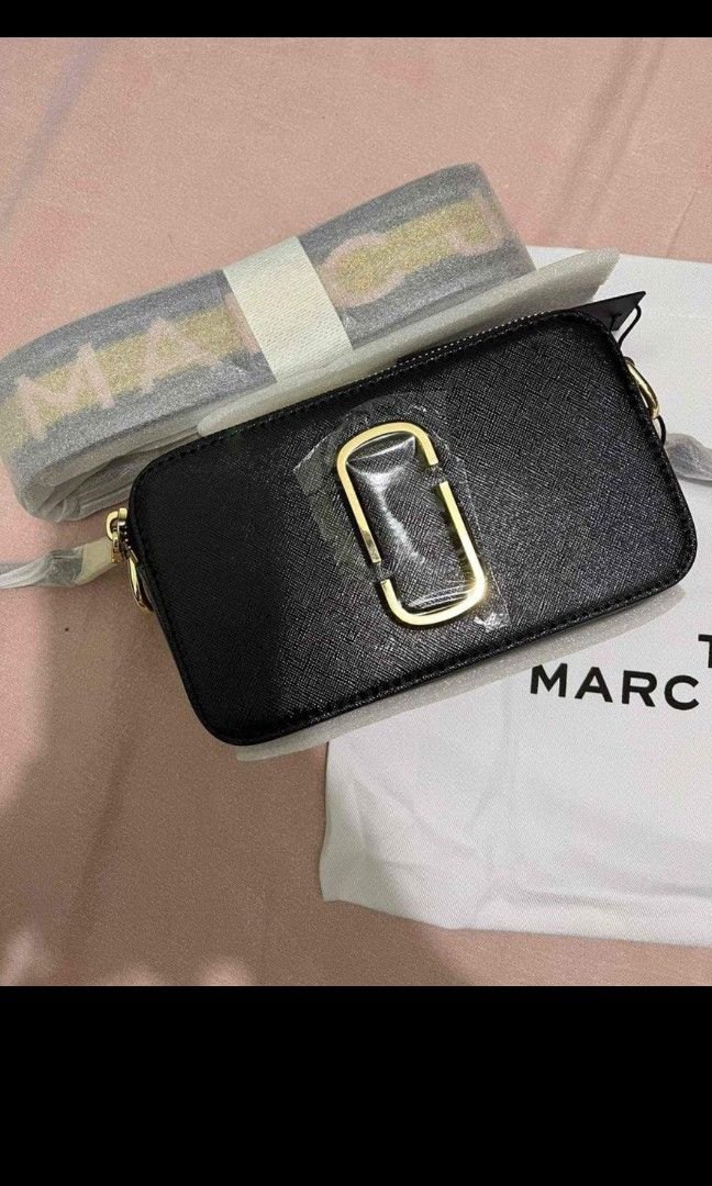 MARC JACOBS CAMERA BAG, Luxury, Bags & Wallets on Carousell