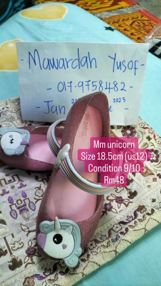 Mini melissa best sale unicorn size 10