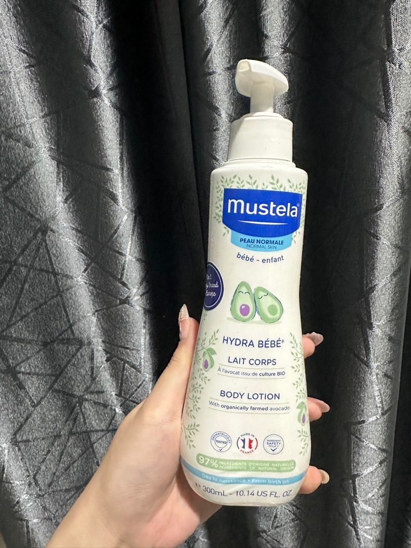 Mustela coles top