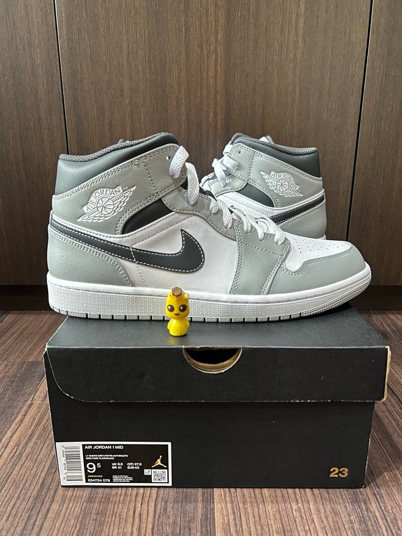 Nike air jordan sales 1 grey and white