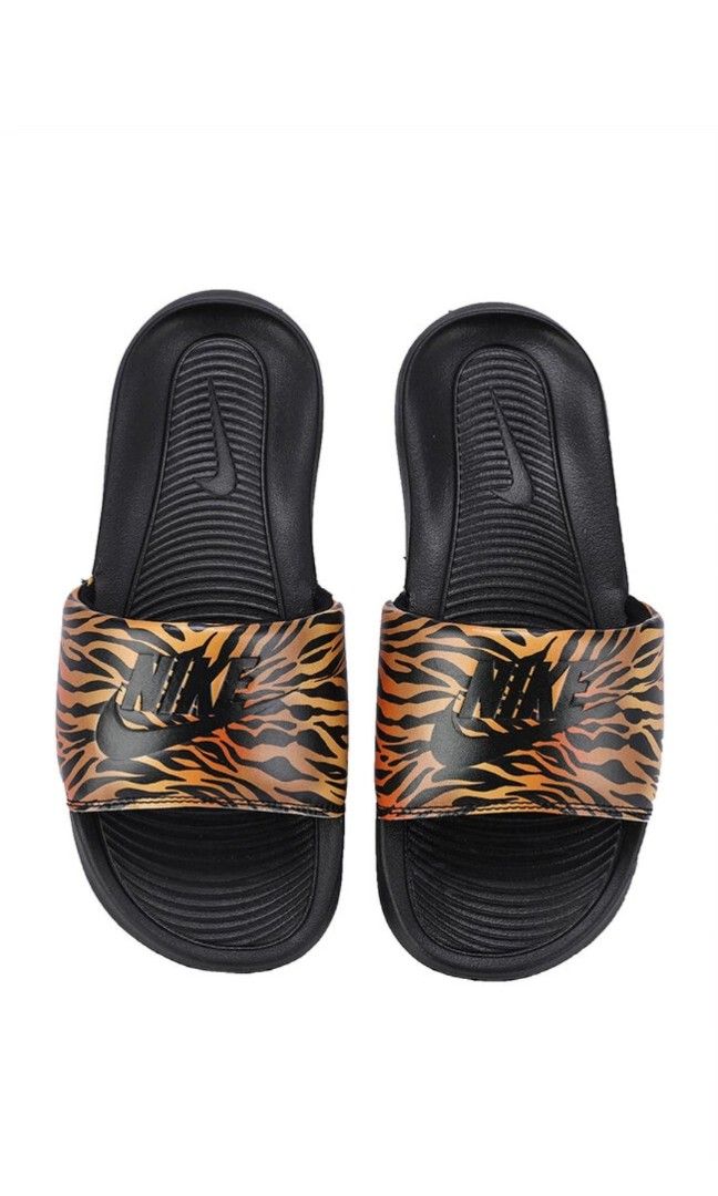 nike slippers for women price