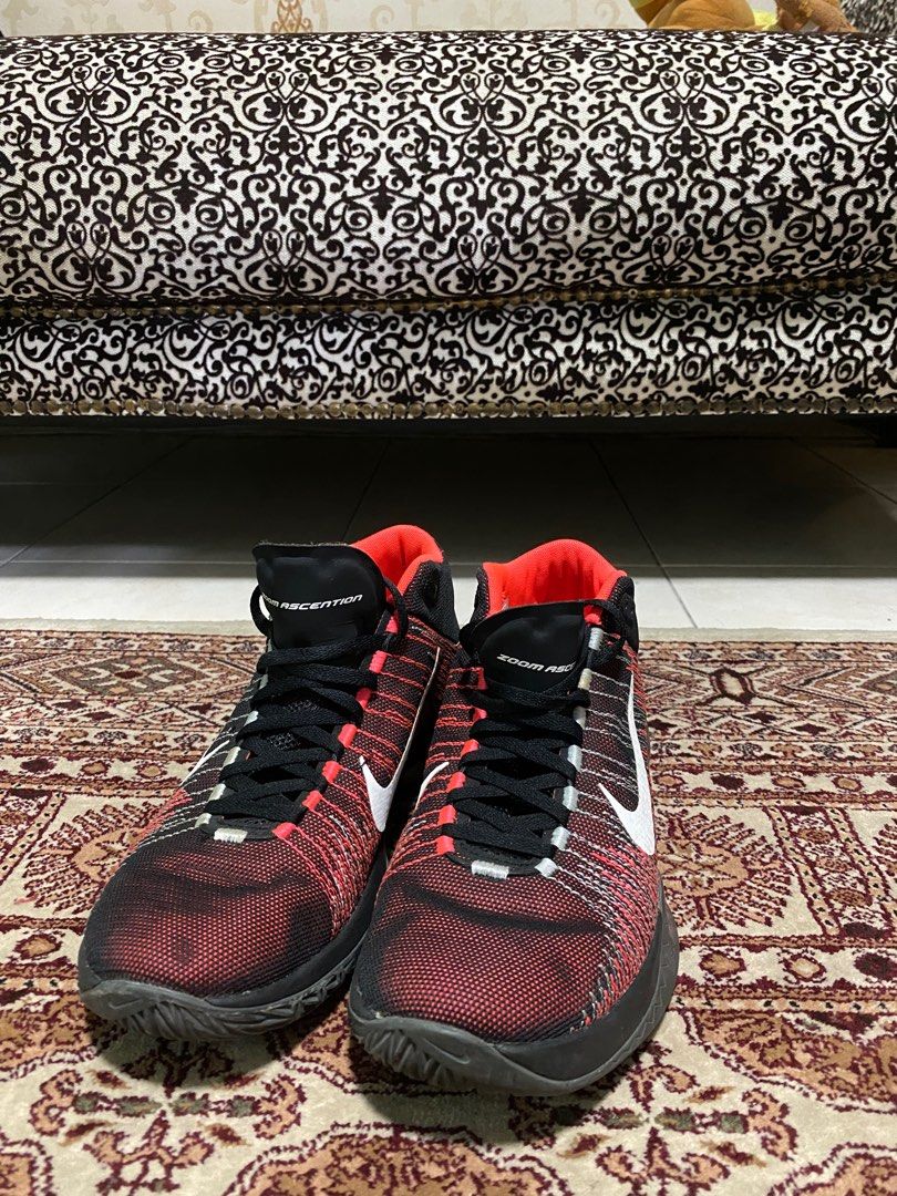 Nike zoom ascention red sale