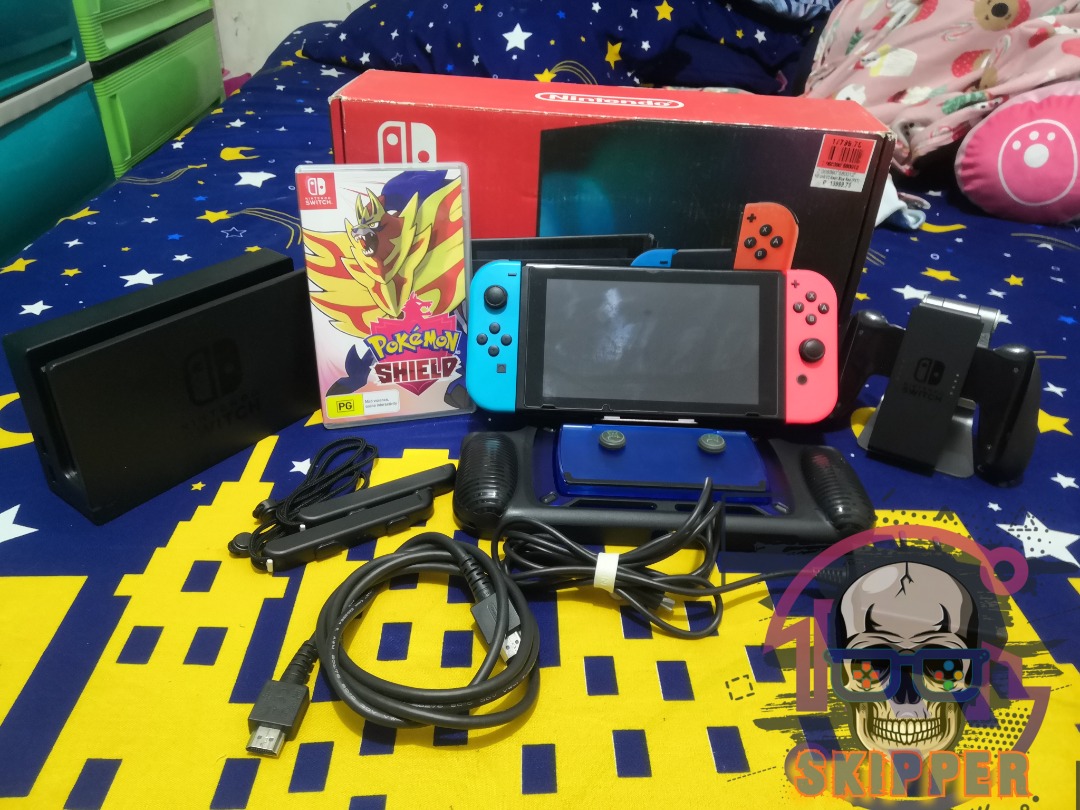 Nintendo Switch V2 Complete Accessories with box, Video Gaming, Video ...