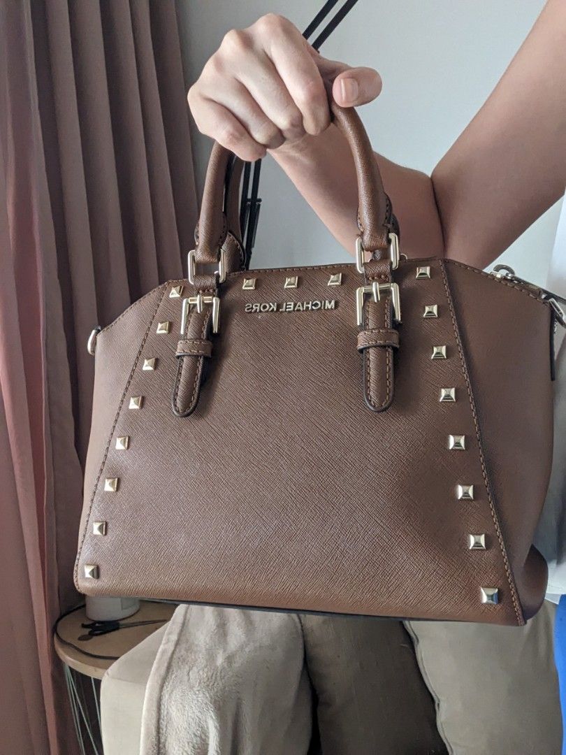Michael kors satchel bag Luxury Bags  Wallets on Carousell