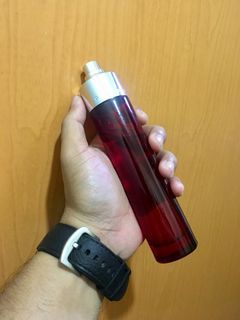 PERRY ELLIS 360 RED