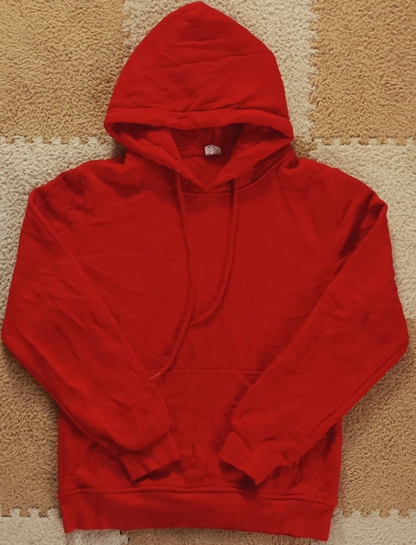 Plain Red Hoodie Jacket, Men's Fashion, Tops & Sets, Hoodies on Carousell