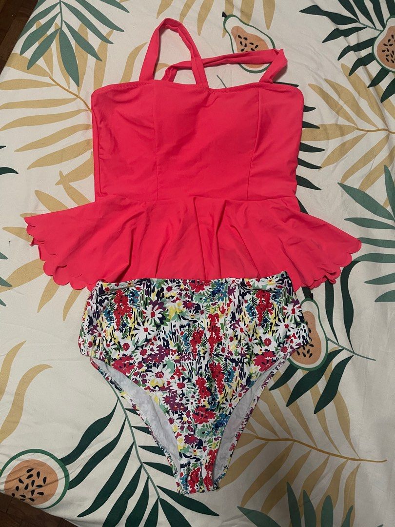 Plus Size Swimsuit (Category: Bikinis & Swimsuits) located in Davao. Submitted by Chelly (Listing ID 1208694194, Image 1). Description: ✨ Not used ✨ Plus Size 🫶🏻 RFS: Decluttering.